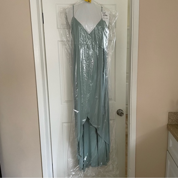 Show Me Your Mumu Mariah Wrap Maxi Dress Silver Sage Crisp - Picture 3 of 6